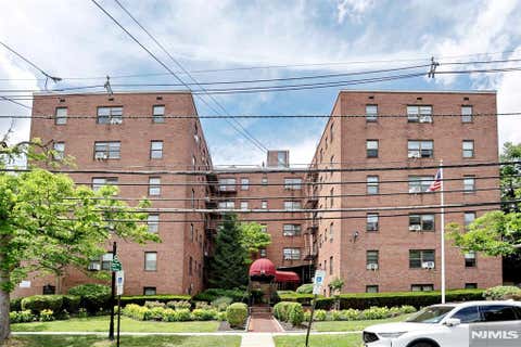 Photo of 130 Orient Way #3D, Rutherford, NJ 07070 (MLS # 26022629)