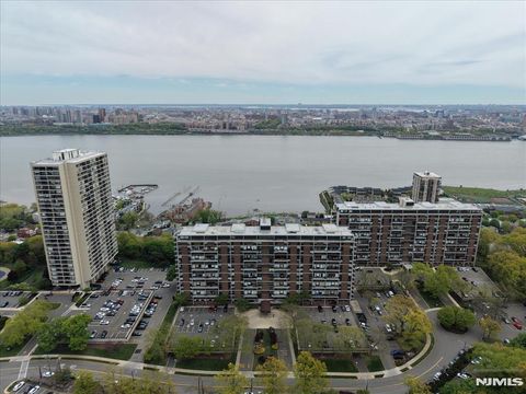 Photo of 2 Horizon Road #1214, Fort Lee, NJ 07024 (MLS # 26010851)