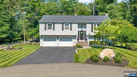 Photo of 157 Orchard Place, Ramsey, NJ 07446 (MLS # 26024892)