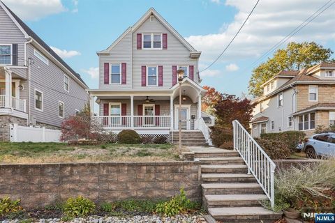 Photo of 320 Orient Way #2, Rutherford, NJ 07070 (MLS # 25039884)