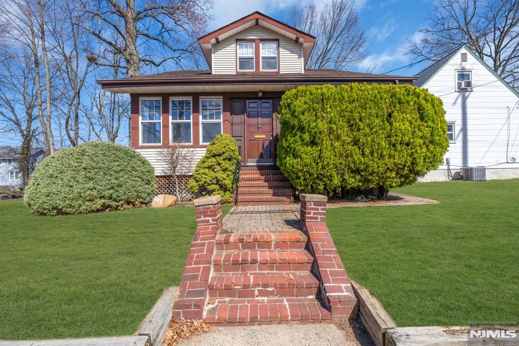 Photo of 301 Henley Avenue, New Milford, NJ 07646 (MLS # 26009194)