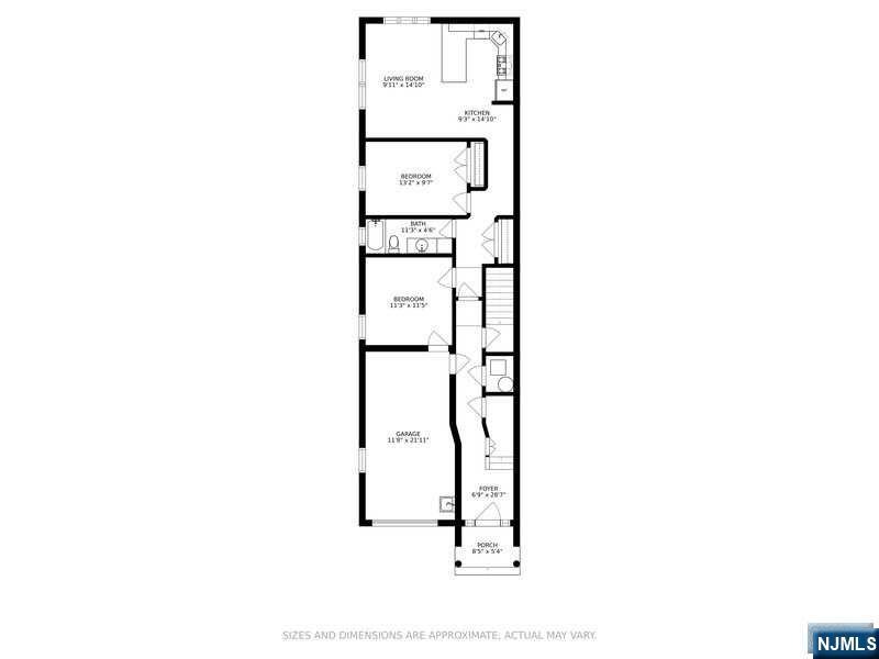 Main image without alt text