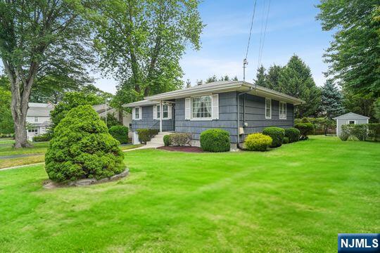 3 Lakeview Drive