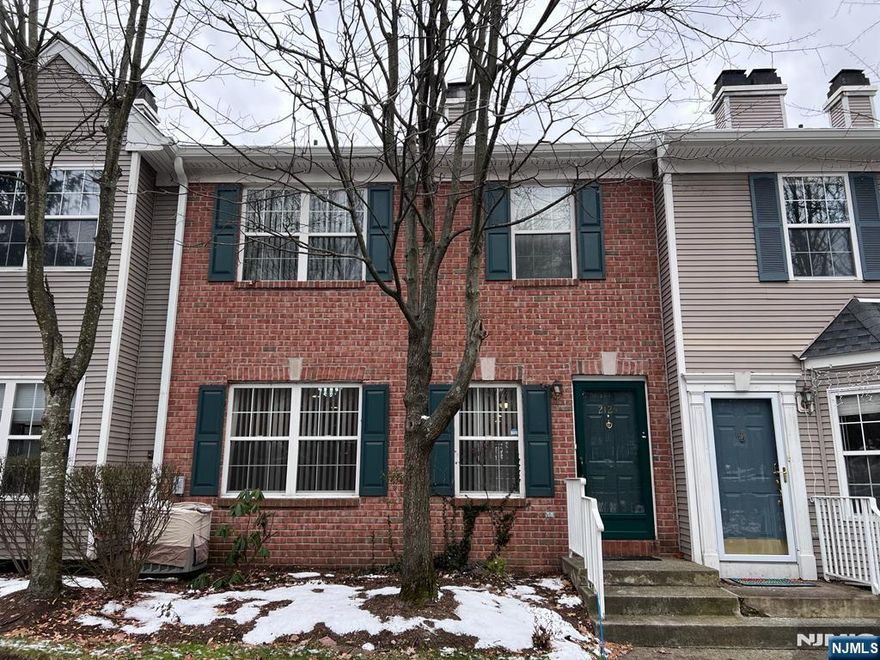 Desirable Franklin Heights Townhome With 3 bedrooms & 2.5 bathrooms. Beautiful home with recess lights throughout the home ,Stainless Steel Appliances & Granite countertops. 2nd Floor Has Principal Suite With Full bathroom ,Laundry, 2 Additional Bedrooms And Full Bath. Tennis Court, Pool ,Club House & Play Area. NO PETS, NO SMOKING. CREDIT CHECK. INTERVIEW. TENANT PAYS ALL UTILITIES. TENANT PAYS ONE MONTH RENT, ONE AND HALF MONTH SECURITY Deposit . TENANT REQUIRED TO CARRY RENTER'S INSURANCE. Landlord holds an NJ Real Estate License. After 30 days First $150 Will Be Paid By Tenant For All Repairs.