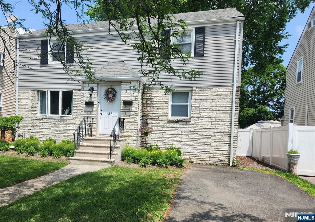 Rental Property at 35 Macarthur Ave, Lodi, New Jersey - Bedrooms: 2 
Bathrooms: 1 
Rooms: 5  - $2,000 MO.