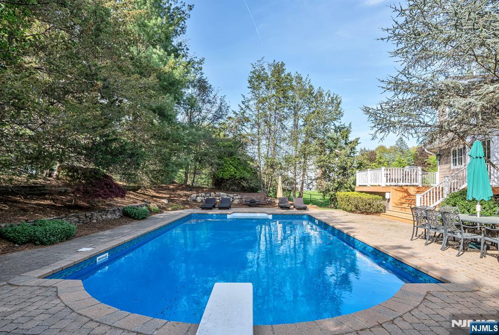 296 Oldwoods Road