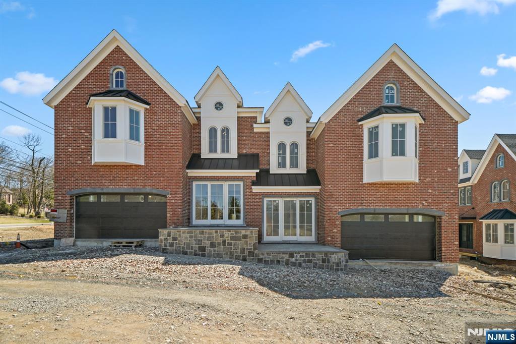 982 Closter Dock Road