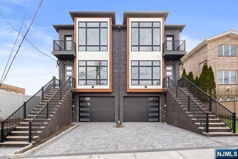 366 Nelson Avenue, Cliffside Park, NJ 07010 - MLS#: 25008626