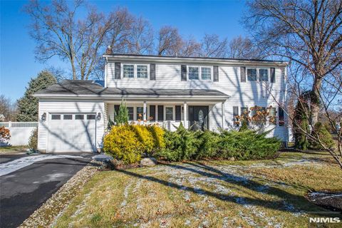 34 Templar Way Par-troy Hills Twp. NJ 07054