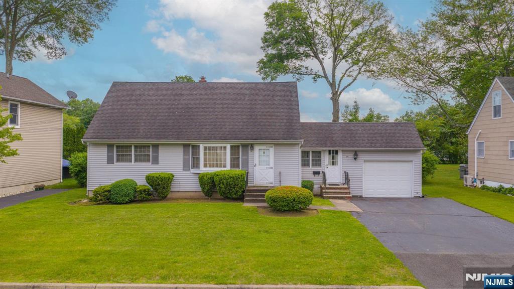 Property for Sale at 26 Graham Avenue, Wayne, New Jersey - Bedrooms: 3 
Bathrooms: 1 
Rooms: 7  - $599,000