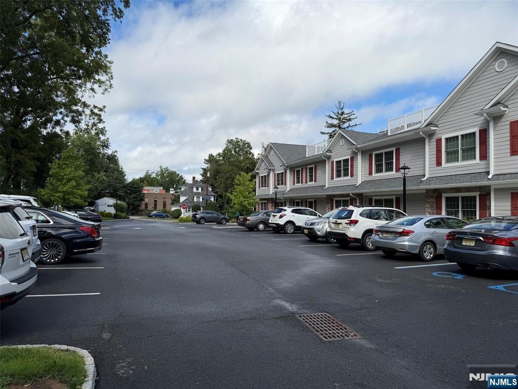 505 Kinderkamack Road 104