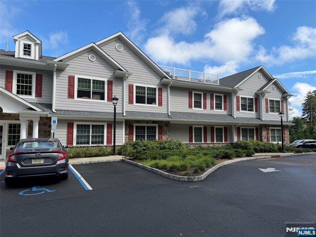 505 Kinderkamack Road 104