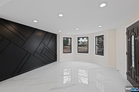 24 Hillcrest Road Mountain Lakes Boro NJ 07046