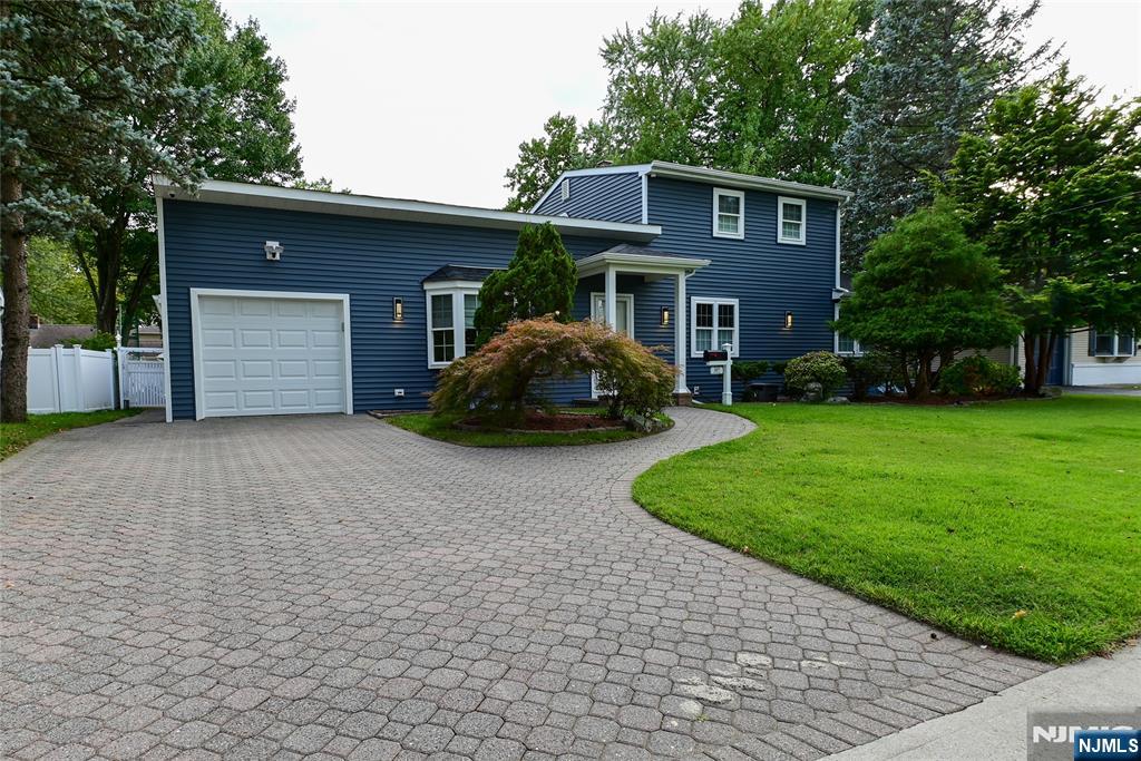 327 Van Saun Drive