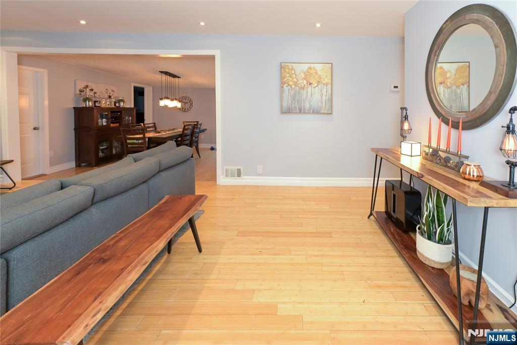 327 Van Saun Drive