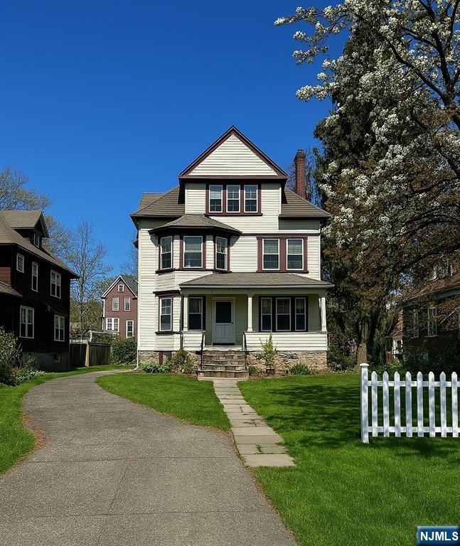 84 Elm Street