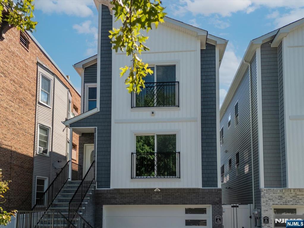 192 Amherst Street