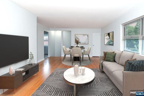 418 Esplanade 12 Hackensack NJ 07601