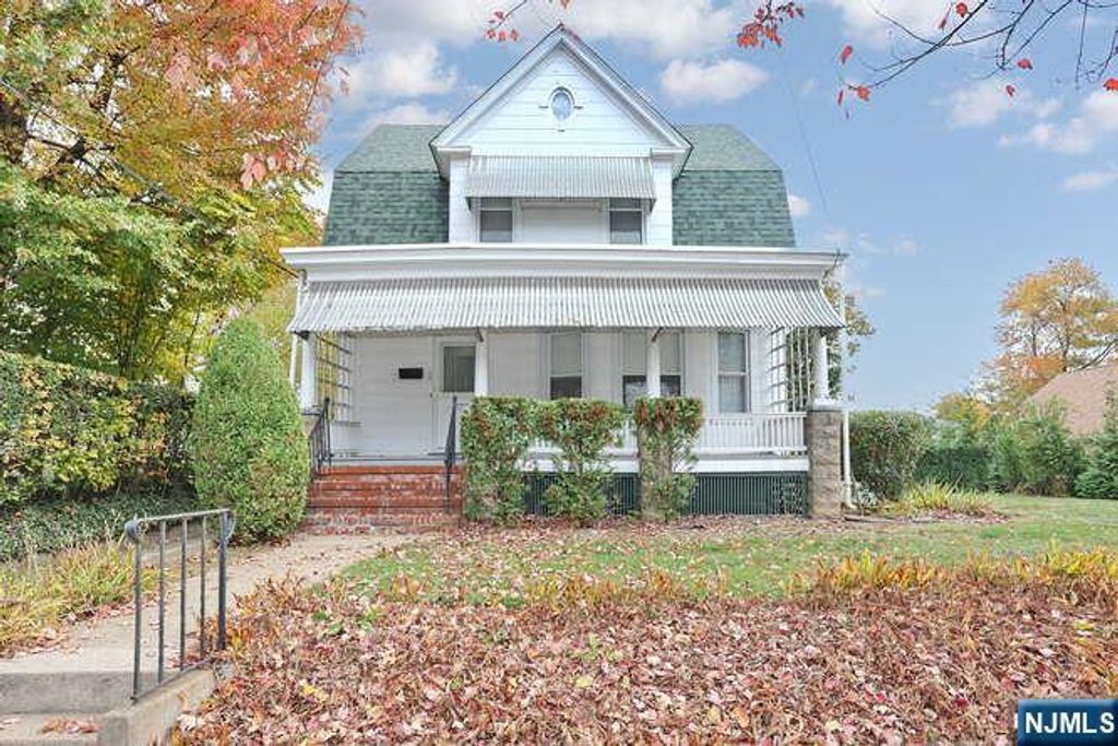 Photo of 192 Broadway, Hillsdale, NJ 07642 (MLS # 25038873)