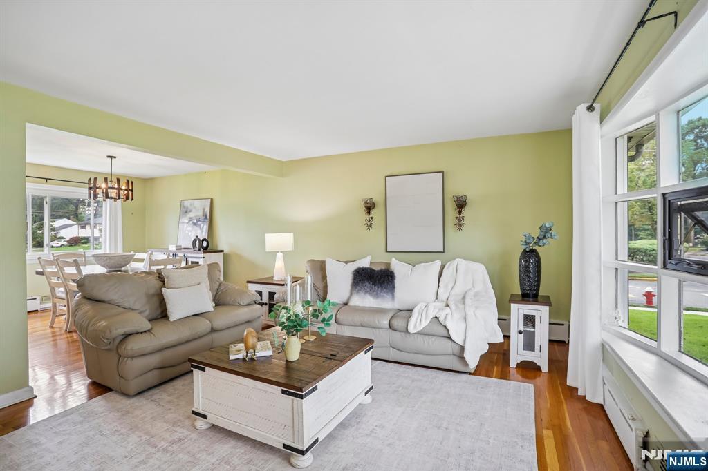 Homes for Sale in Northern NJ | ThisIsRiverEdge.com 145 Sutton Place
