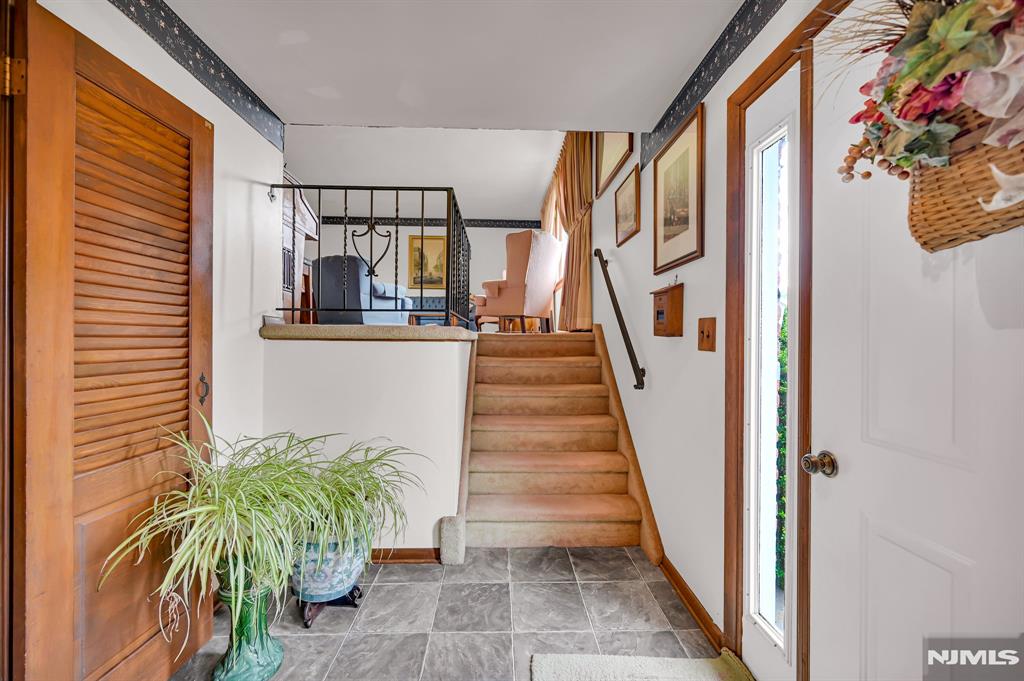 2 Clover Court