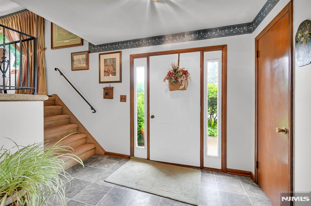 2 Clover Court