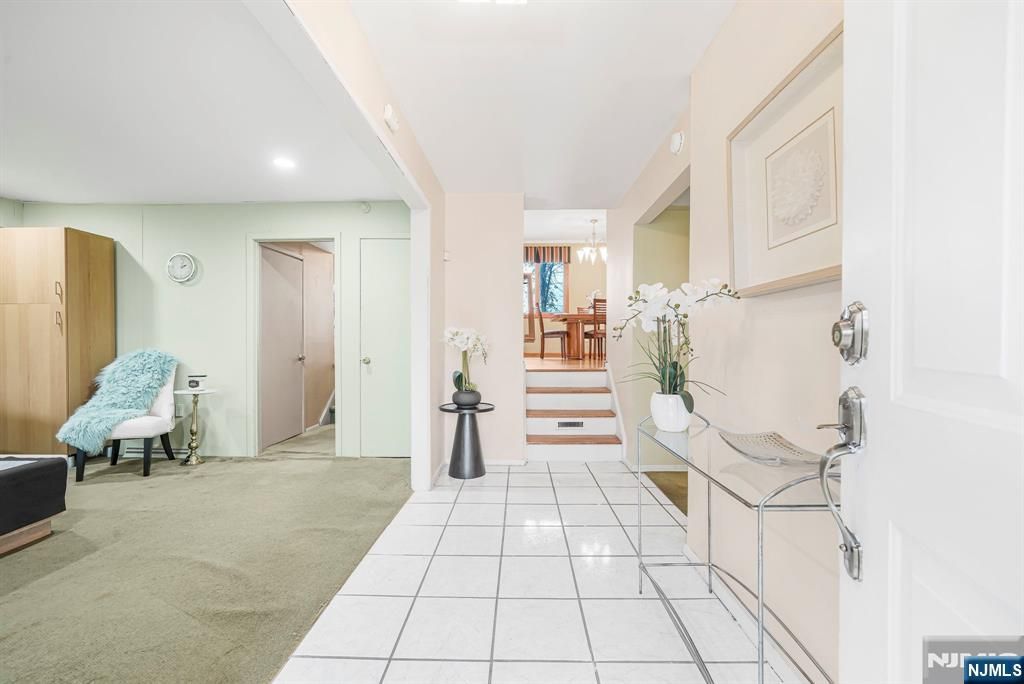 Photo of 12 Clinton Lane, Wayne, NJ 07470 (MLS # 25041607)