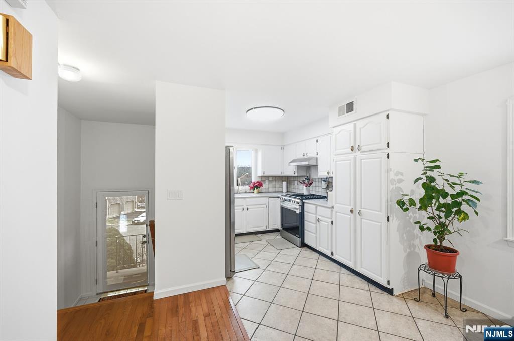 5 Mountain Ridge Road