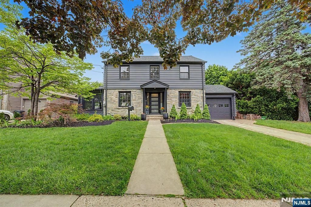Photo of 45 Highfield Road, Bloomfield, NJ 07003 (MLS # 26018328)