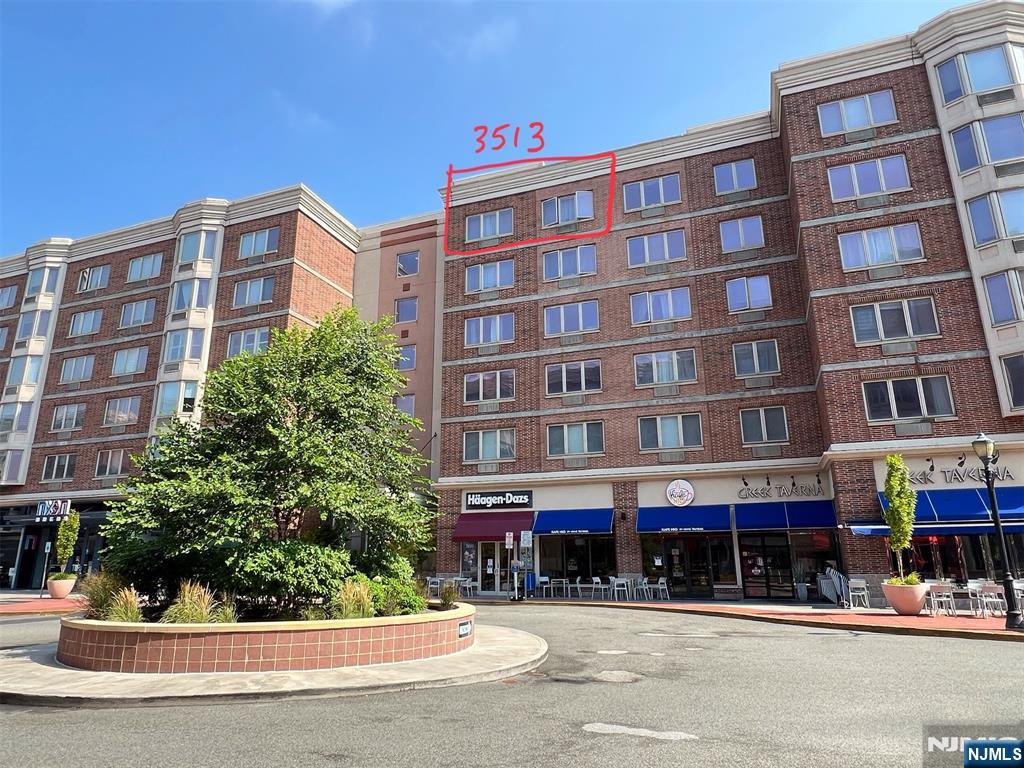 3513 City Place