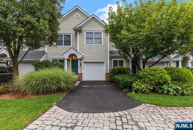 Rental Property at 508 Huntington Ct, Wyckoff, New Jersey - Bedrooms: 3 
Bathrooms: 3 
Rooms: 8  - $4,800 MO.