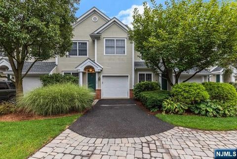 508 Huntington Court Wyckoff NJ 07481