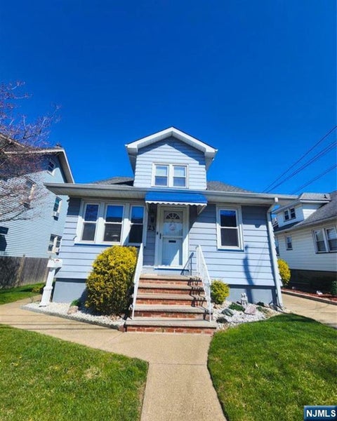 Photo of 23 Park Ave #2, Garfield, NJ 07026 (MLS # 26034394)