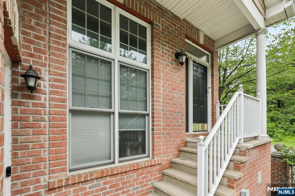 313 Midland Court