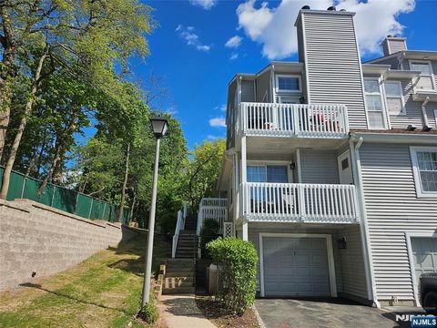Photo of 1 Markham Cir, Englewood, NJ 07631 (MLS # 26015563)