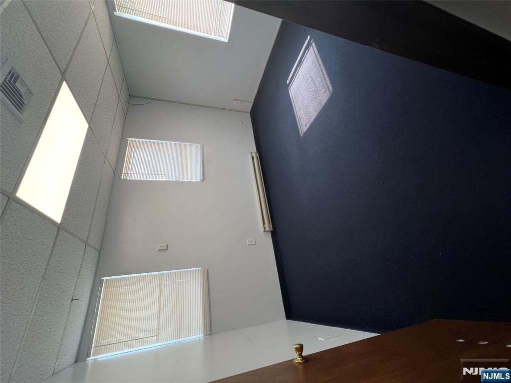 18 Overlook Avenue 1RB