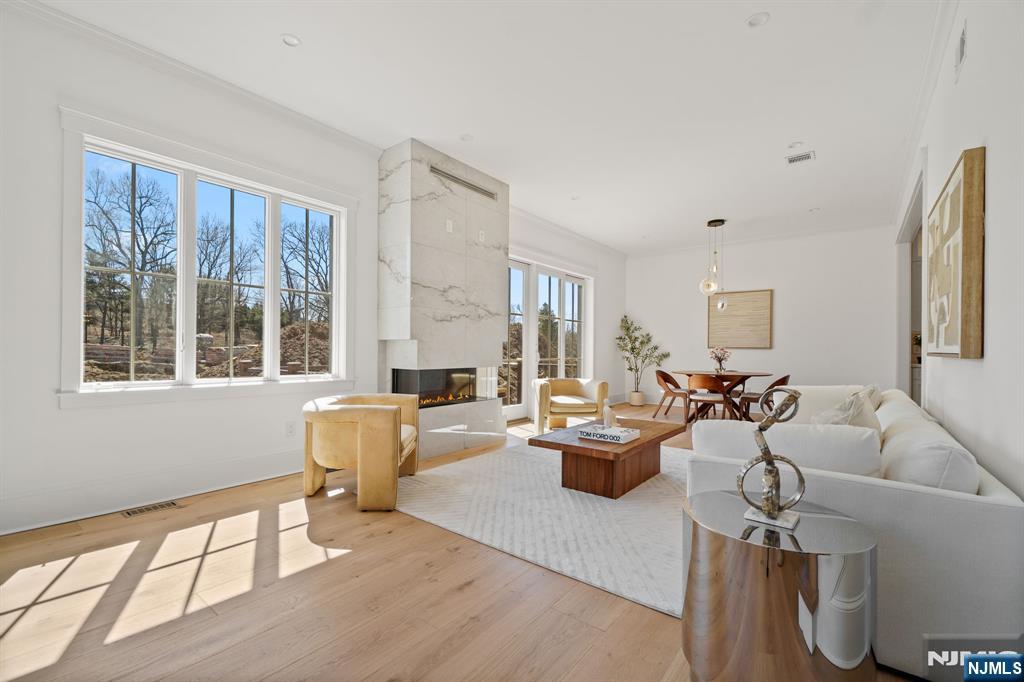 982 Closter Dock Road