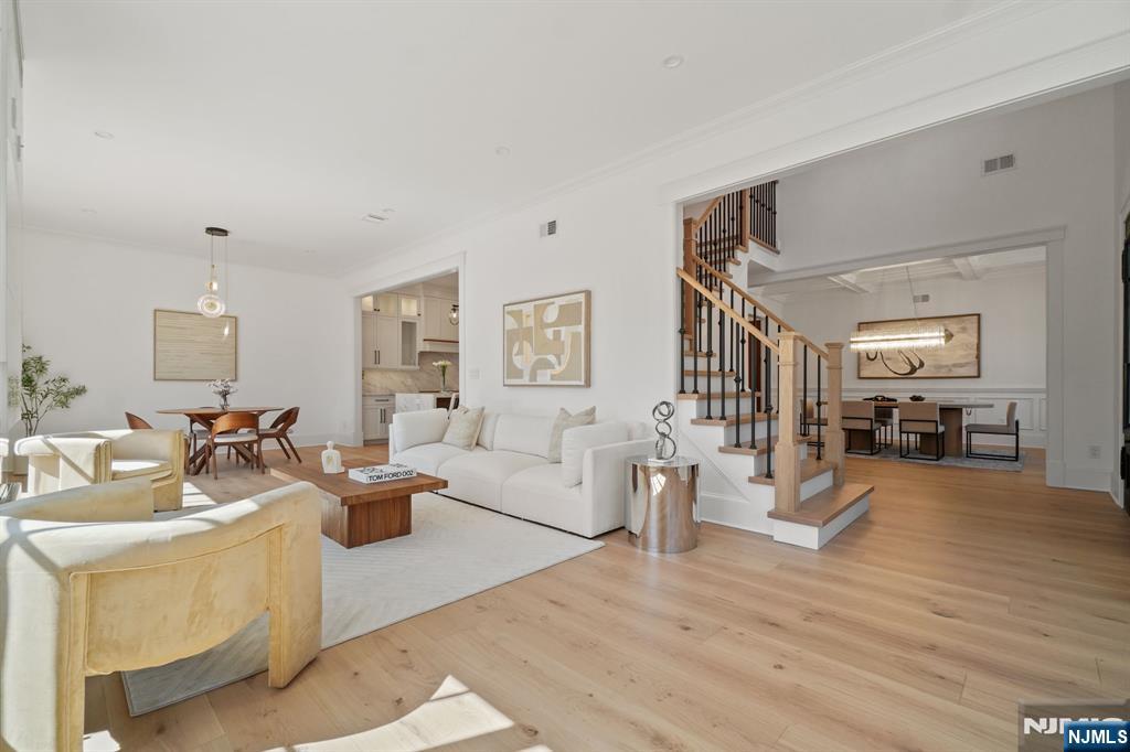 982 Closter Dock Road