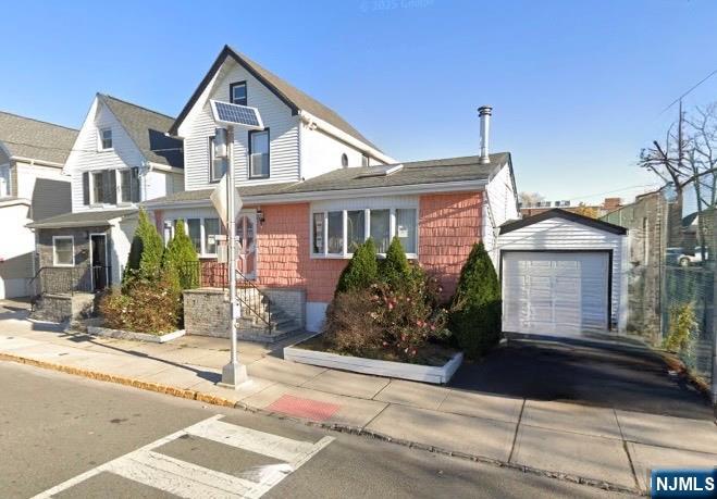 58 La France Avenue