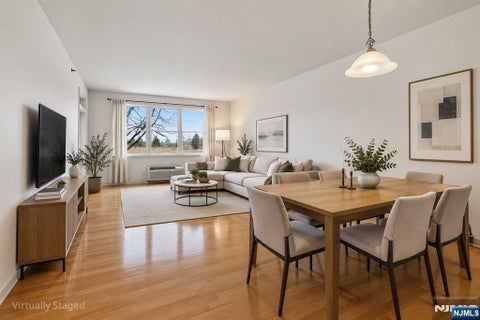 Photo of 15 Enterprise Court #1-05, Jersey City, NJ 07305 (MLS # 26036403)