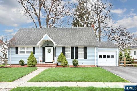 125 Medford Road Dumont NJ 07628