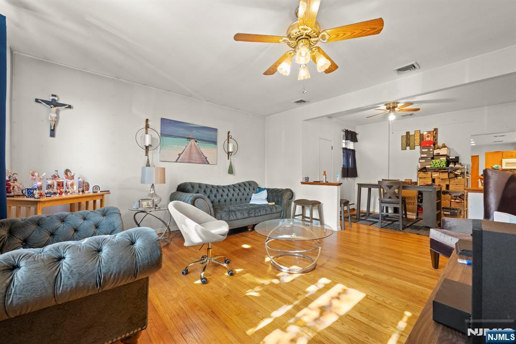 214 Palisade Avenue
