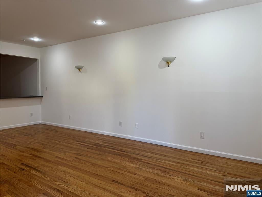 312 Centre Avenue 1