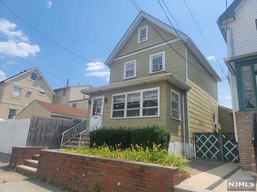 WELCOME TO THIS VERY SPECIAL 4 BEDROOM, 2 FULL BATH SIDE HALL COLONIAL IN KEARNY. AS YOU ENTER, NOTICE A PRIVATE ENCLOSED PORCH LEADING TO LIVING ROOM, DINING ROOM, EAT-IN KITCHEN, FULL BATH AND 2 ELL PROPORTIONED BEDROOMS. UPSTAIRS FEATURES A SPACIOUS MASTER BEDROOM, ADDITIONAL BEDROOM AND ANOTHER FULL BATH. HARDWOOD FLOORS THROUGHOUT OF COURSE... ATTIC IS FINISHED (MINUS HEAT). BASEMENT IS FULL AND FINISHED WITH LAUNDRY AND PLENTY OF STORAGE. PRIVATE BACK YARD AND SHED FINISH OF THIS GEM. CONVENIENTLY LOCATED CLOSE TO SCOOLS, SHOPPING, HOUSES OF WORSHIP AND TRANSPORTATION. WON'T LAST..