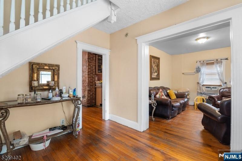 27 Donaldson Avenue
