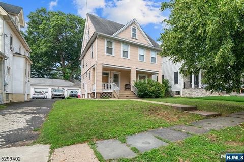 Photo of 27 Donaldson Avenue, Rutherford, NJ 07070 (MLS # 25027596)