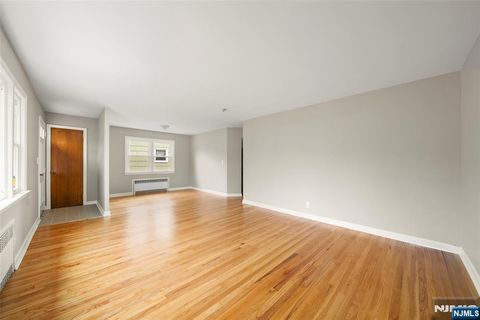 Photo of 227 Lincoln St, Hackensack, NJ 07601 (MLS # 26001702)