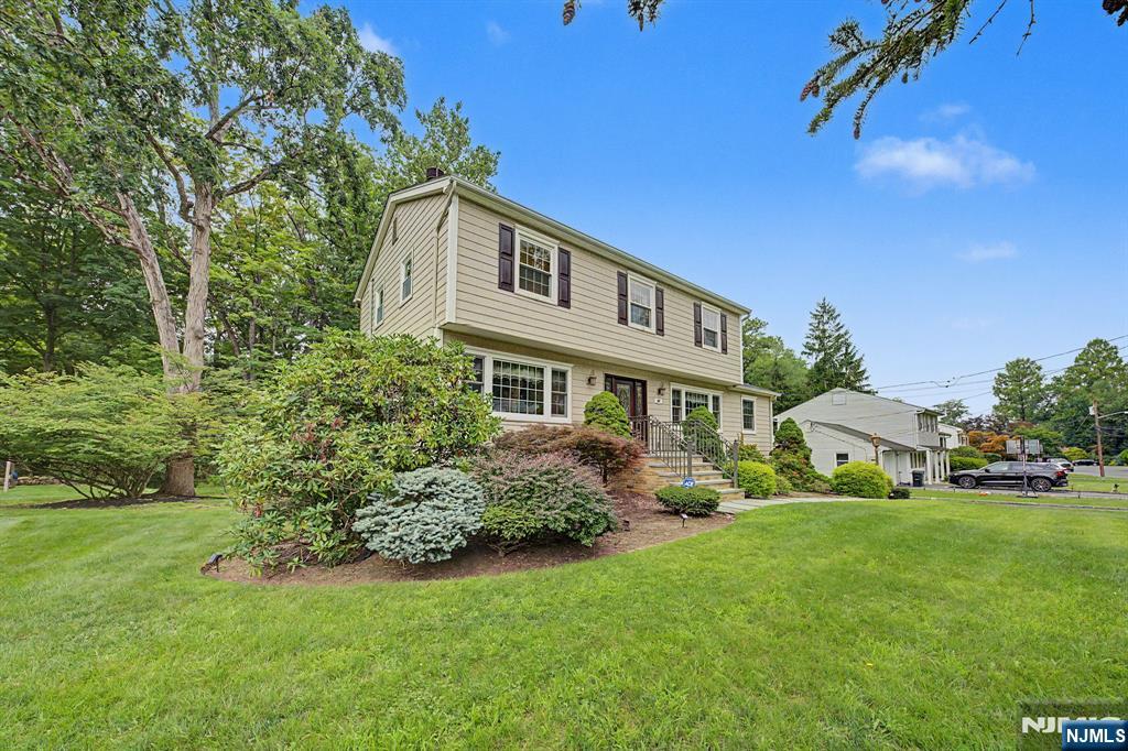 34 Cavell Place