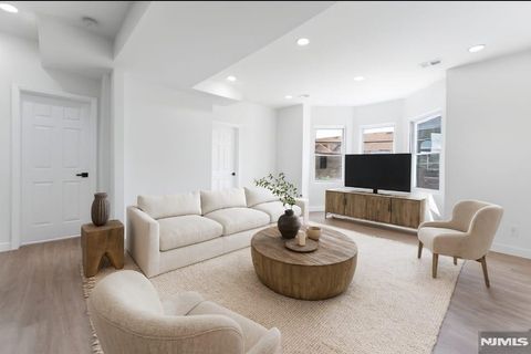 Photo of 437 Bramhall Avenue, Jersey City, NJ 07304 (MLS # 25041871)