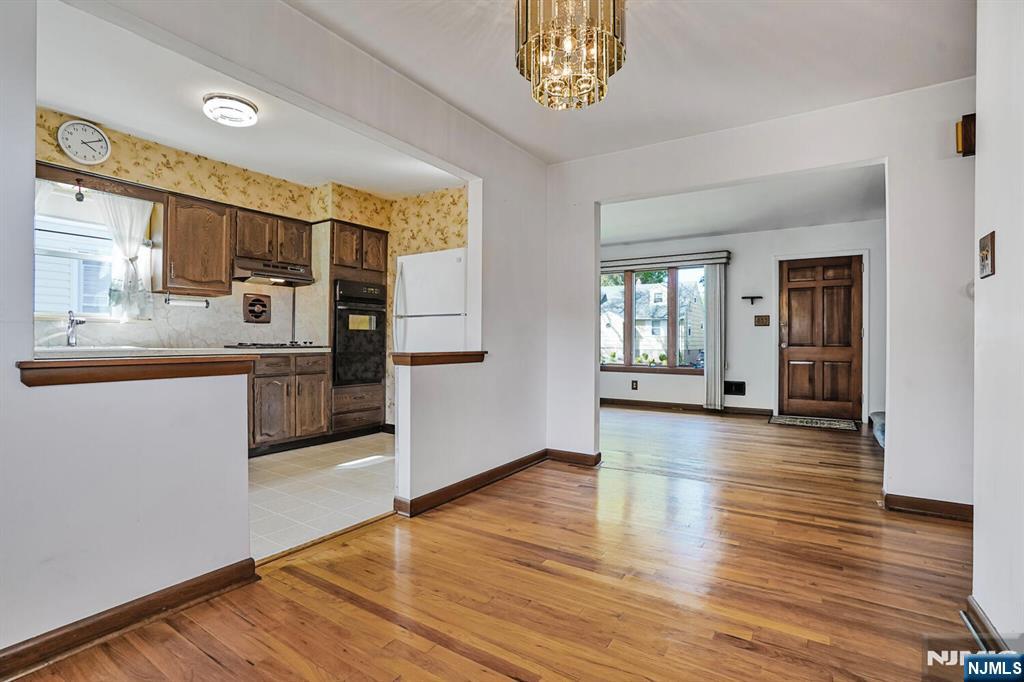 454 Lasalle Avenue